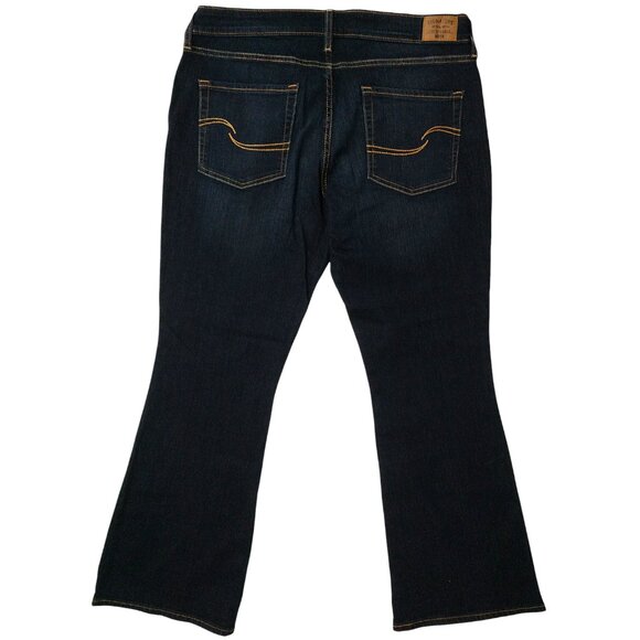 Signature Levi Strauss Gold Women's Mid-Rise Bootcut Jeans Size 14S 32/30 Short - Picture 2 of 8